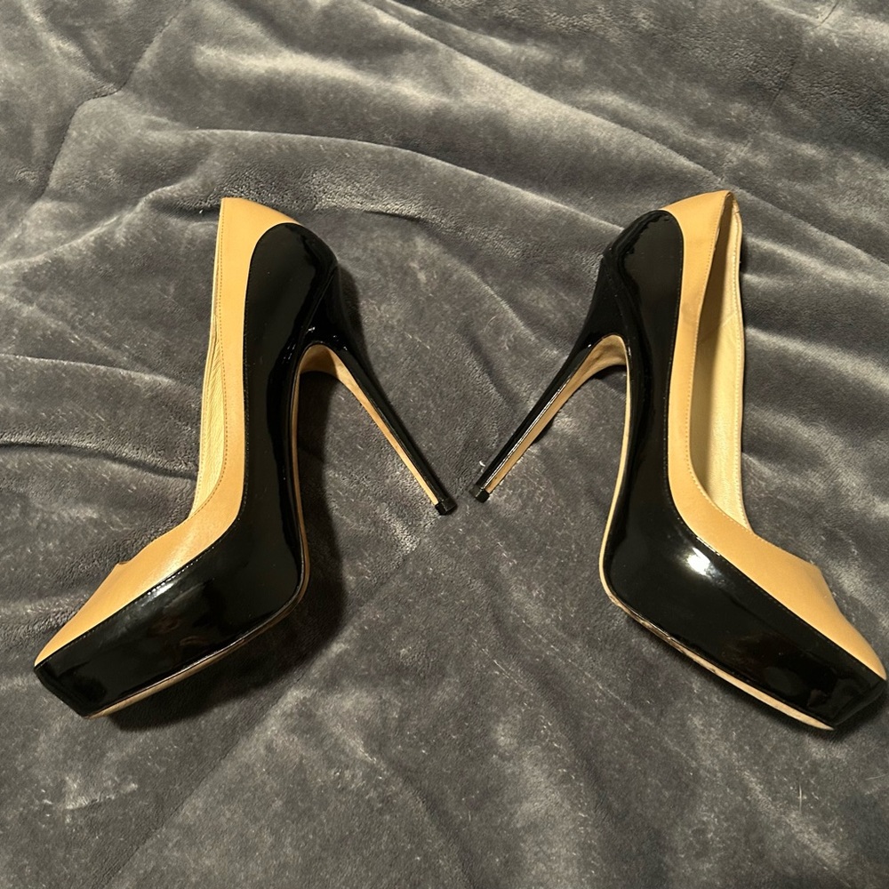 Jimmy Choo 7.5 (38) Pumps Black patent & sepia